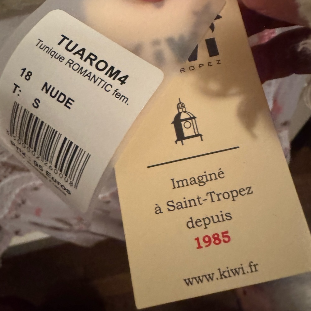 Kiwi saint tropez cover up, size small - Picture 4 of 7